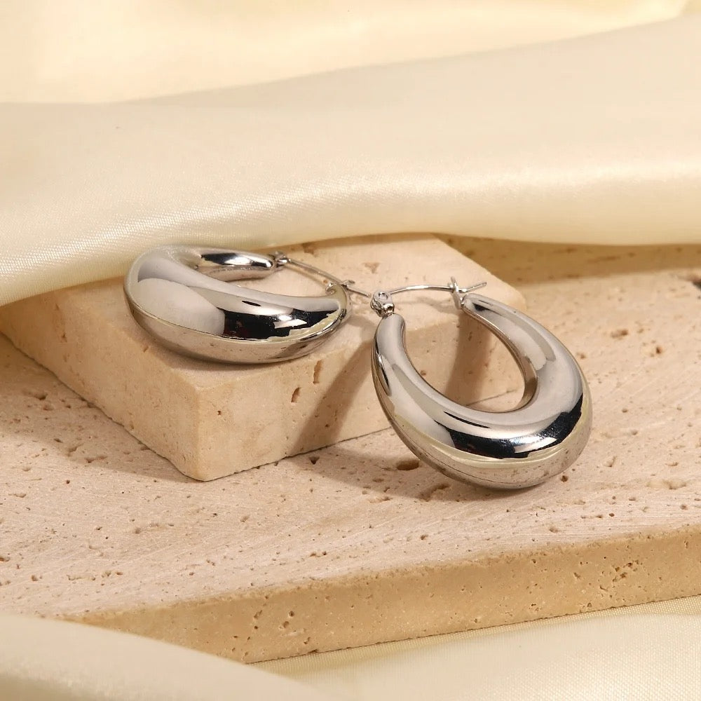 MK MINIMALISTIC EARRINGS
