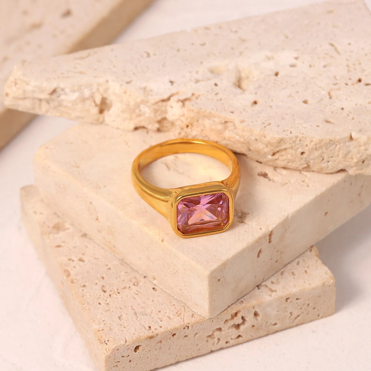 SQUARE ZIRCON RING