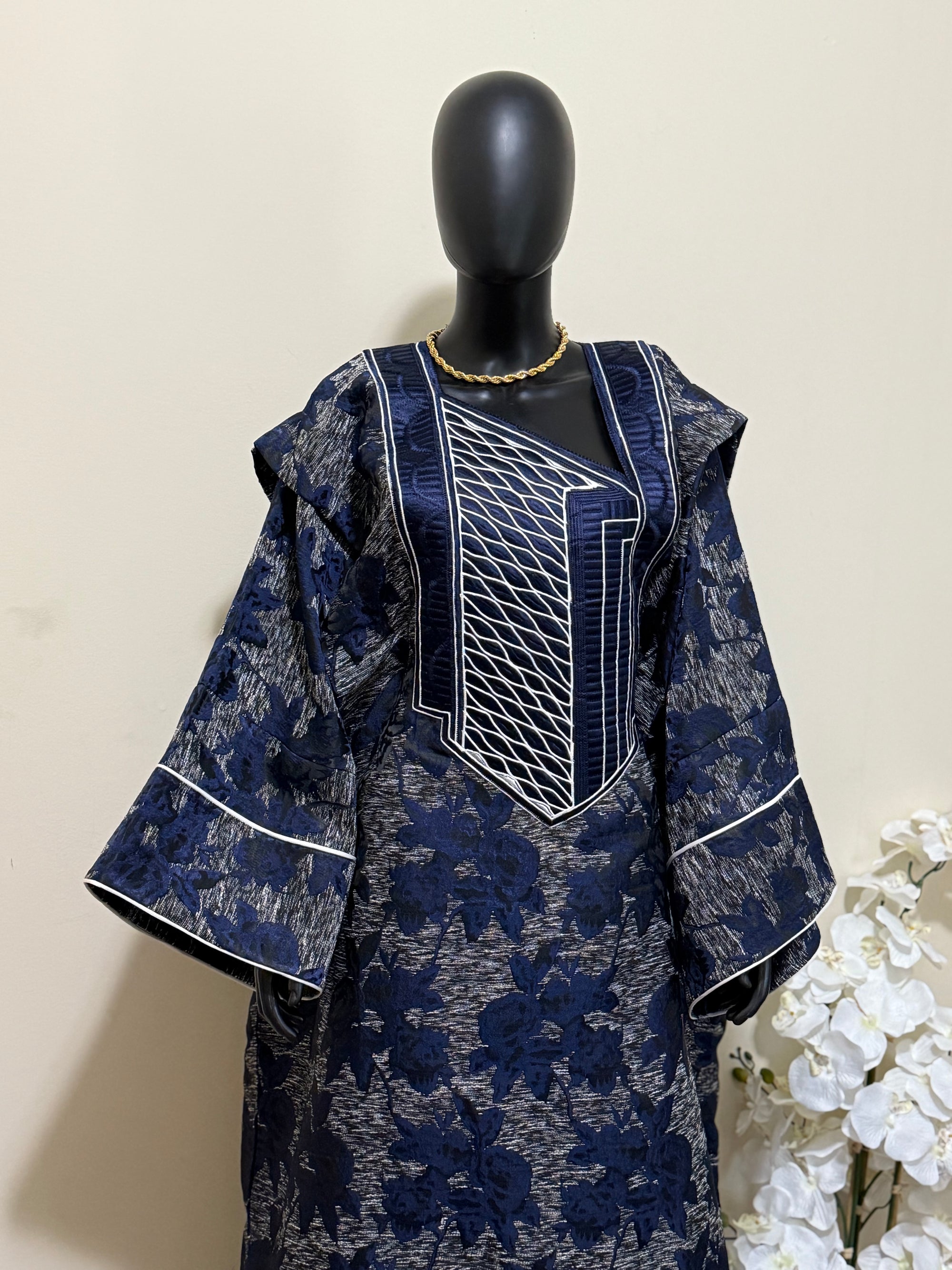 Luxury Embroidered Full-Sleeve Bubu with Head Wrap – 65” Length