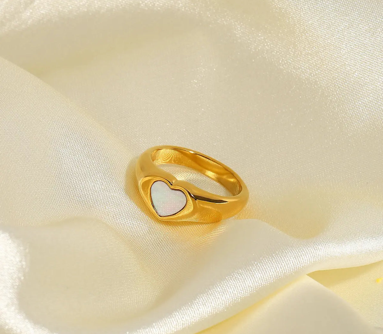 MINI HEART RING