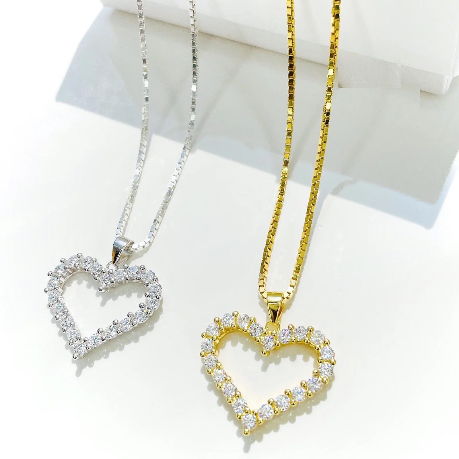 NEW CZ HEART NECKLACE
