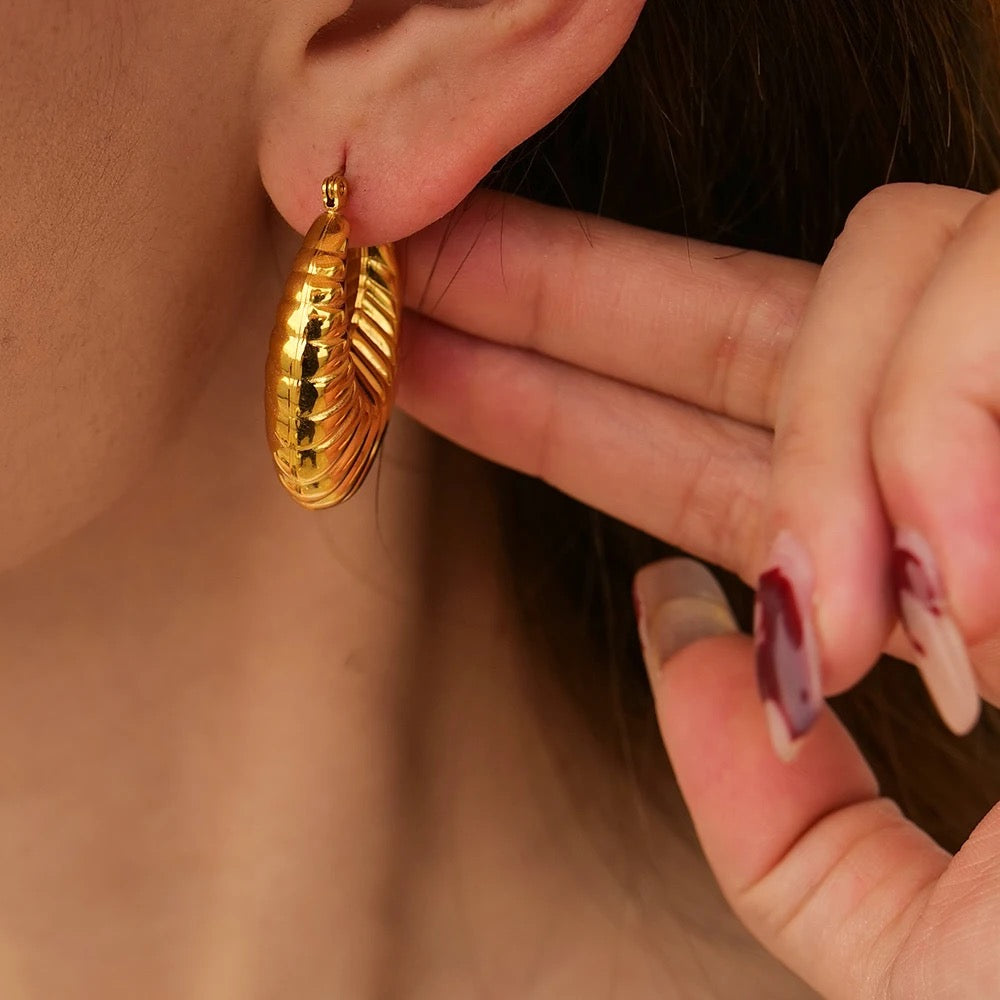 MINI HOOP EARRINGS