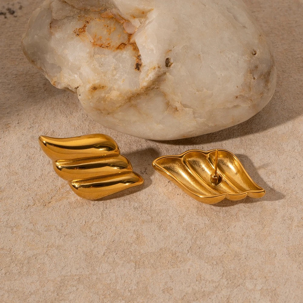 IREGULAR CHUNKY STUD EARRING