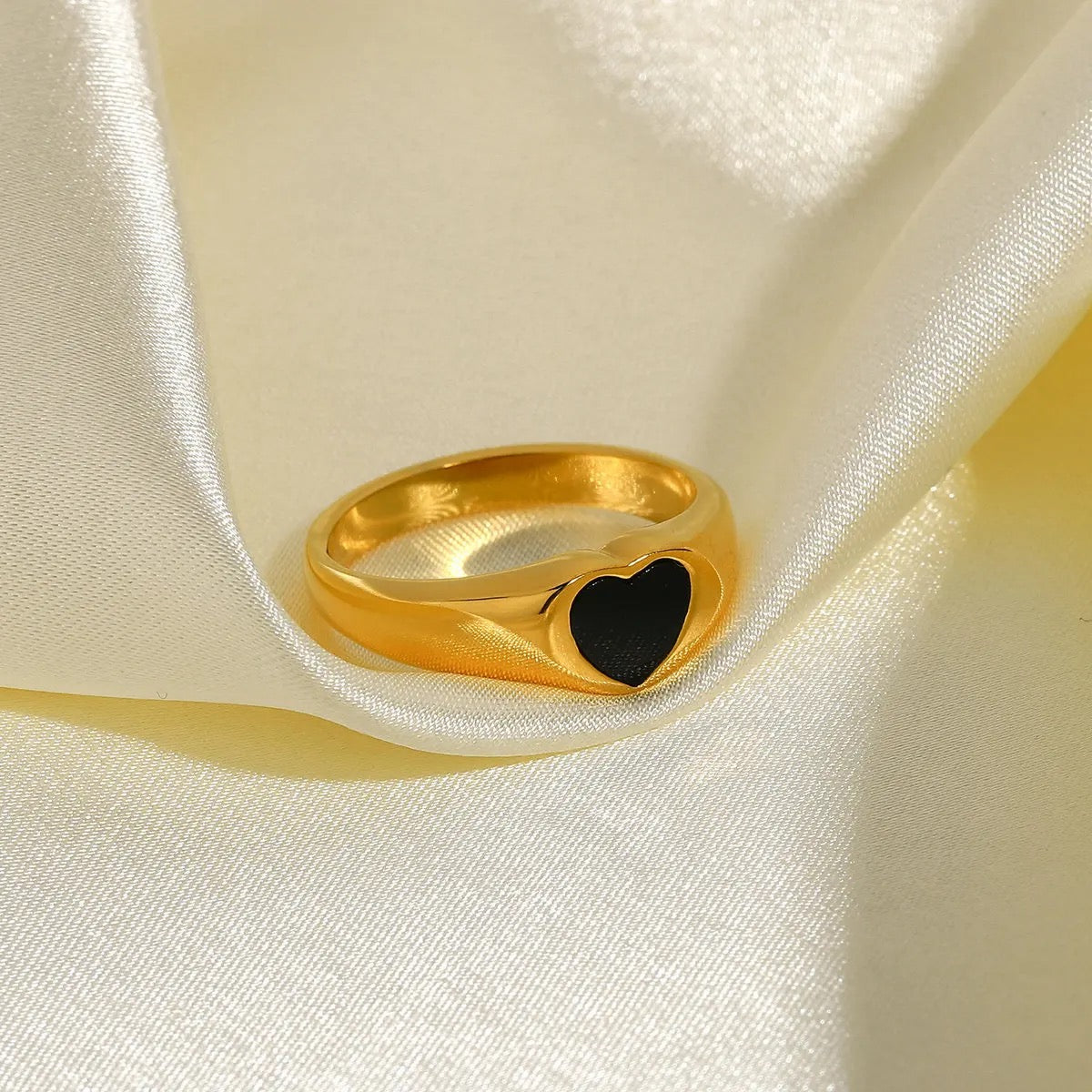 MINI HEART RING