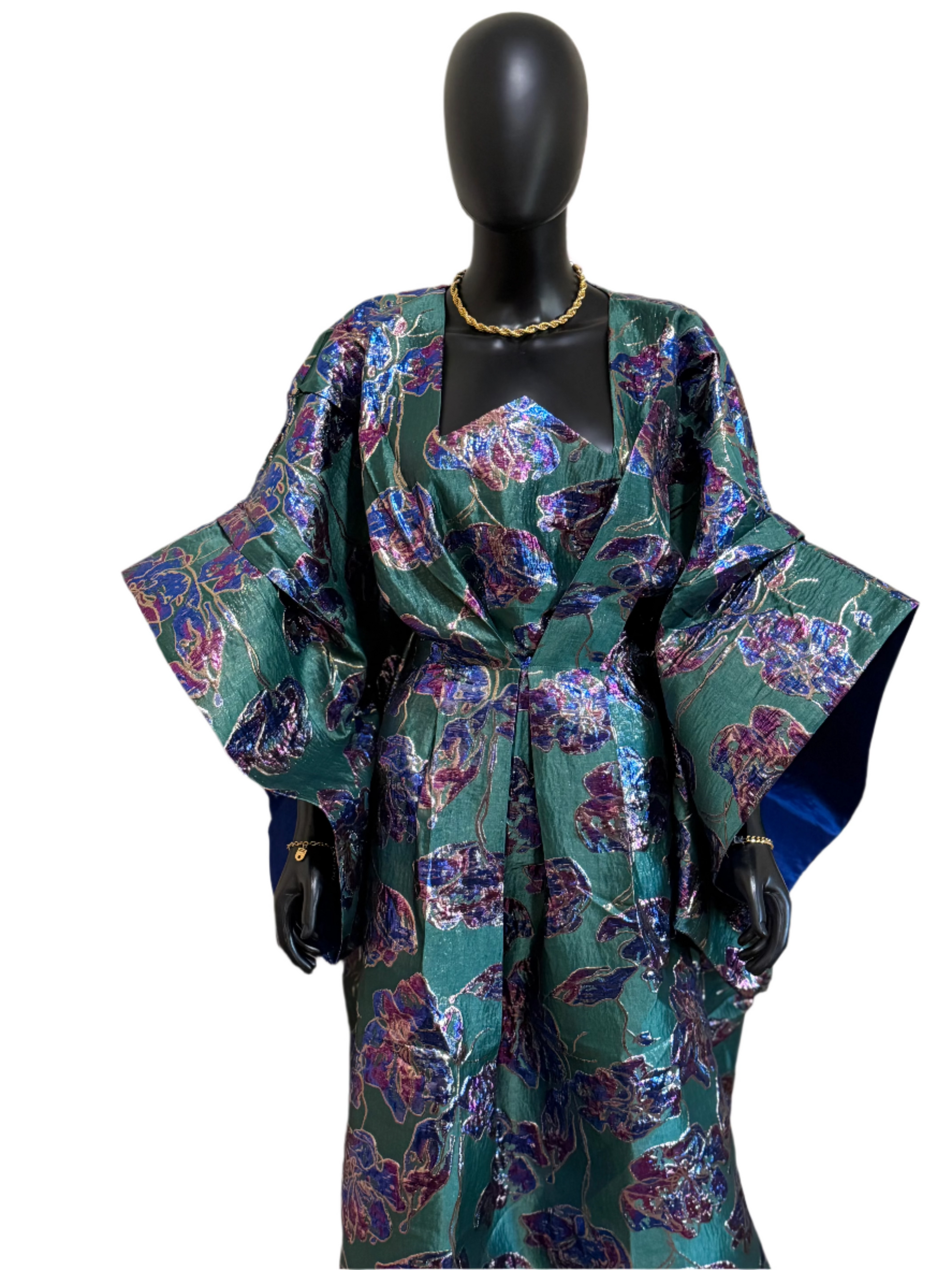 AISHA ROYAL RADIANCE BUBU