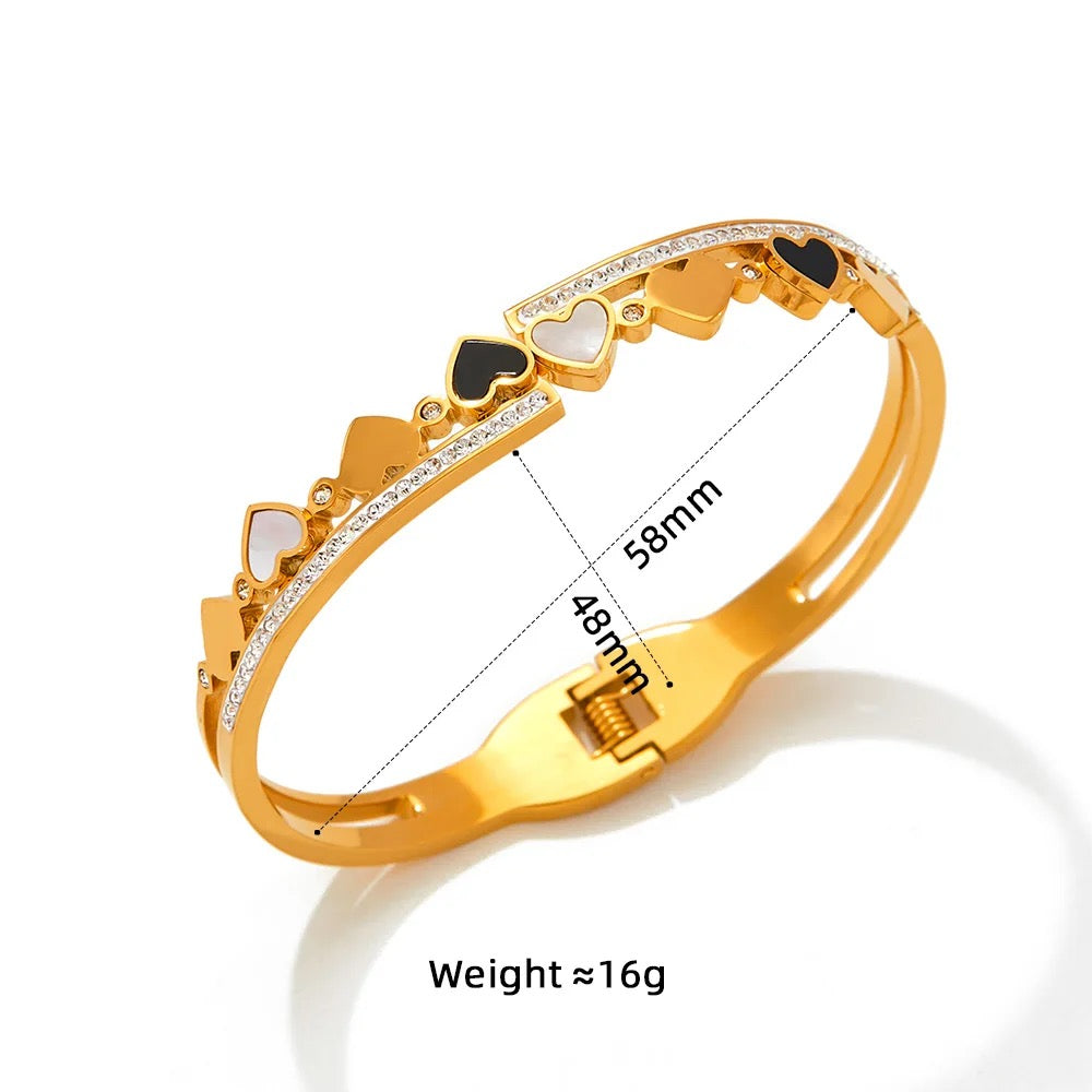 MULTIPLE HEART BANGLE