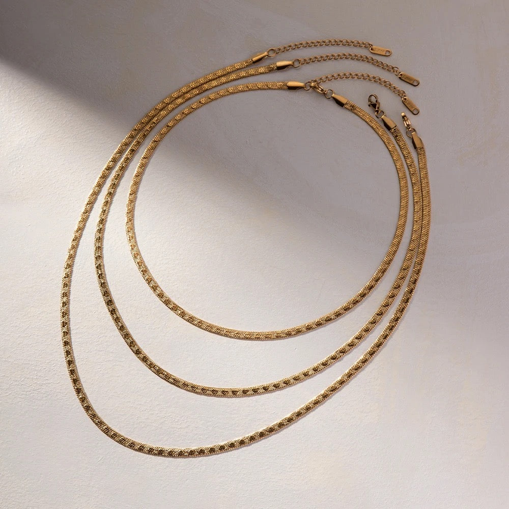 3MM HEART EMBOSSED FLAT CHAIN