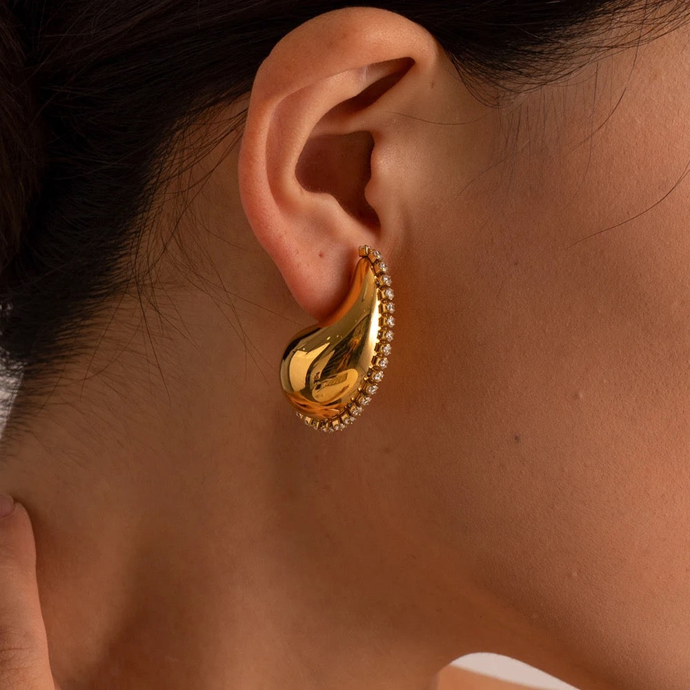 ZIRCON WATER DROP EARRING