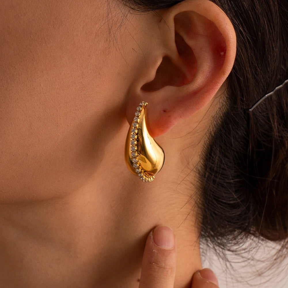 ZIRCON WATER DROP EARRING