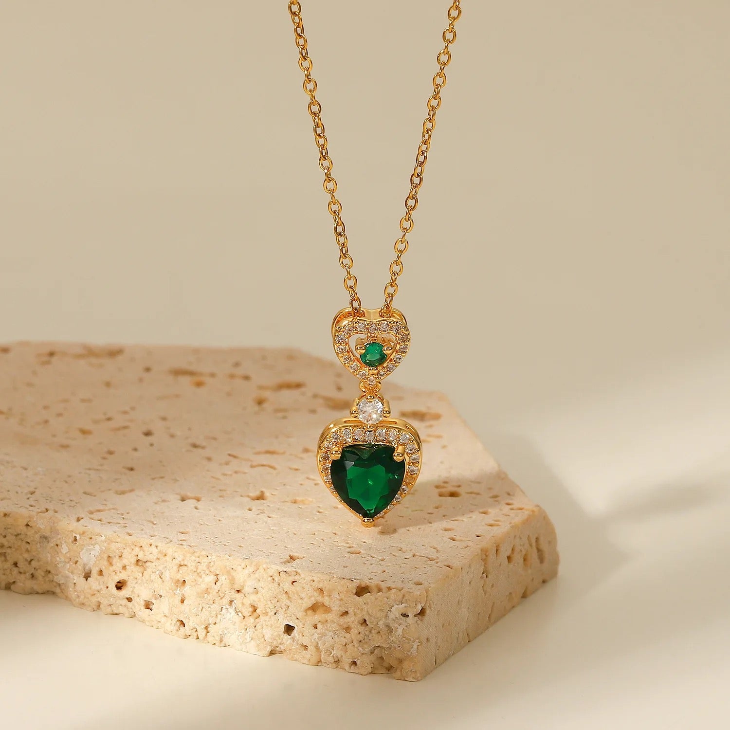 DOUBLE HEART ZIRCON NECKLACE