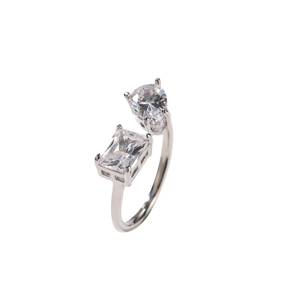 ZARI ADJUSTABLE RING