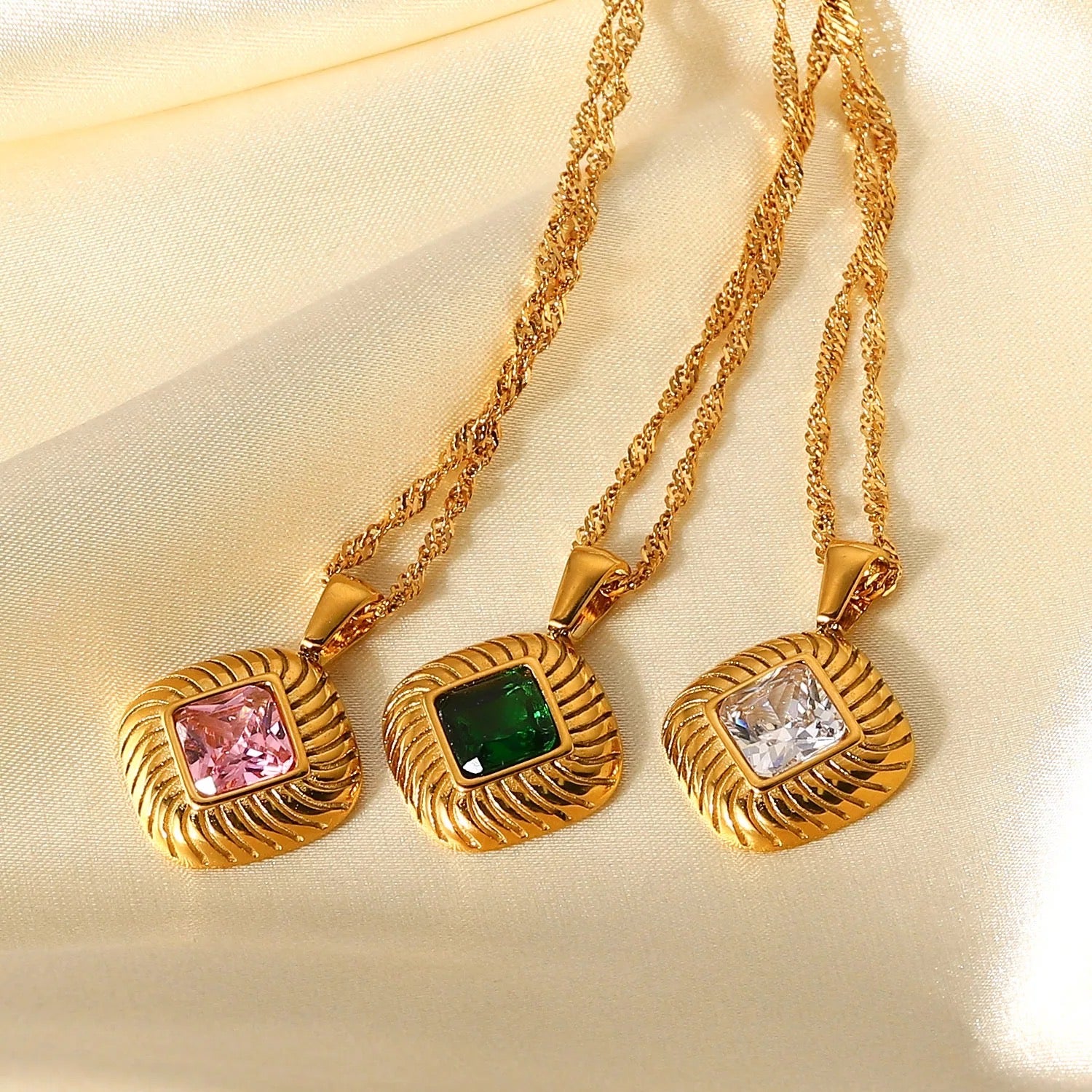 NADIA Necklace