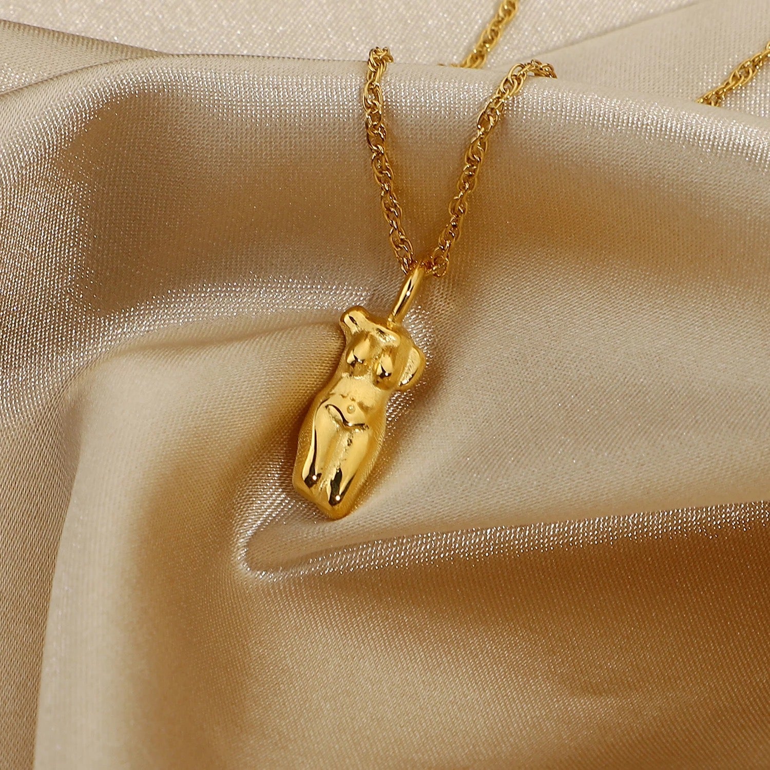 ABSTRACT STERIC BODY NECKLACE
