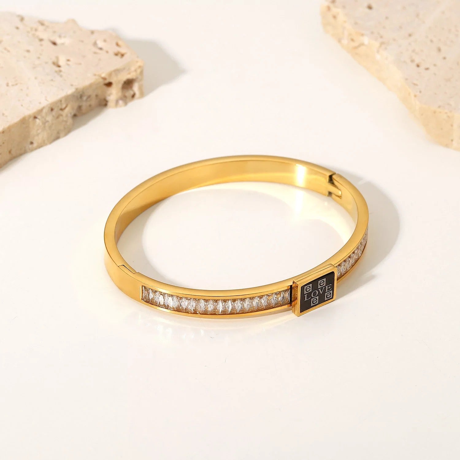 LOVE ZIRCON BANGLE