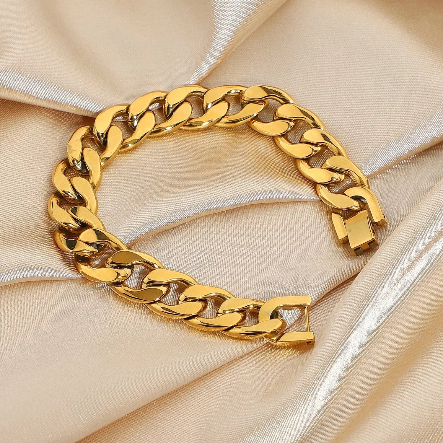 12MM CURB CHAIN BRACELET