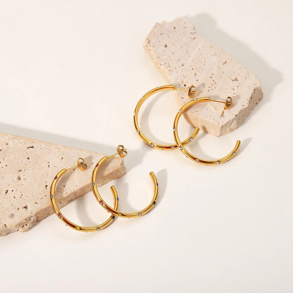 CAMILLA HOOP EARRING