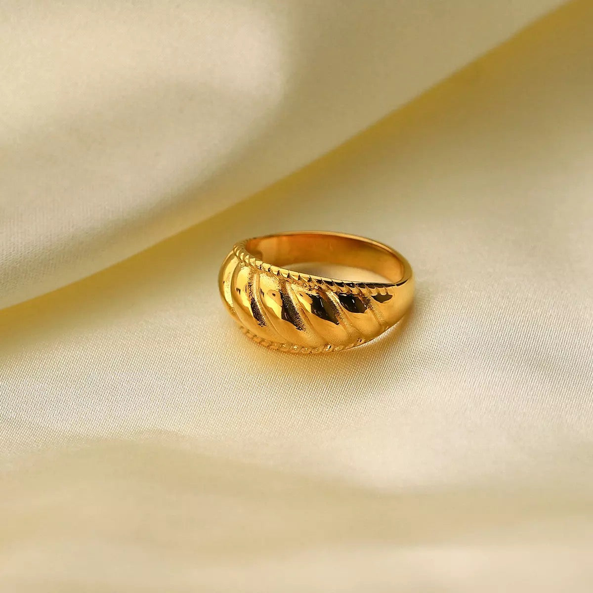 ASHANTY RING