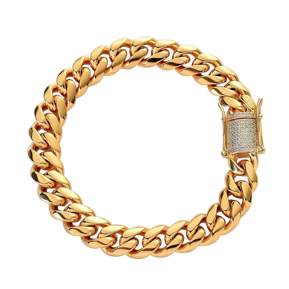 DIAMOND CUBAN LINK BRACELET