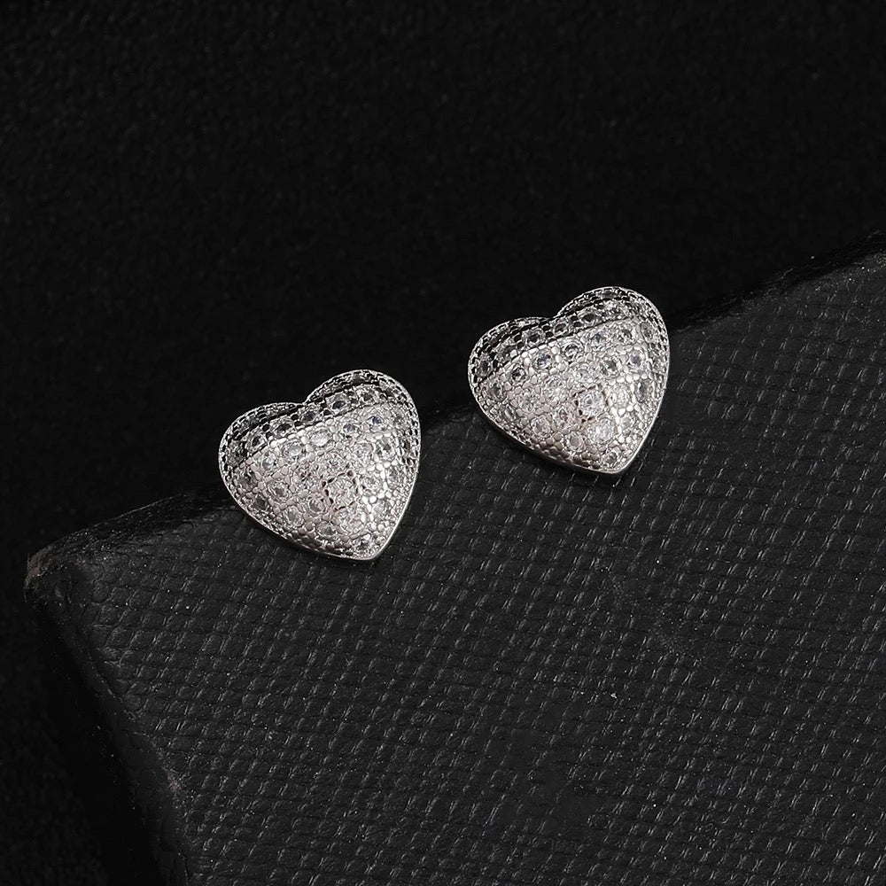 IVY ICY HEART STUD EARRINGS