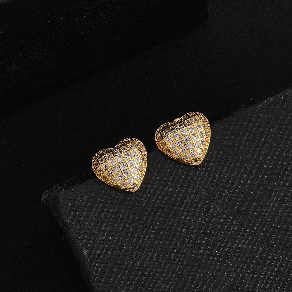 IVY ICY HEART STUD EARRINGS