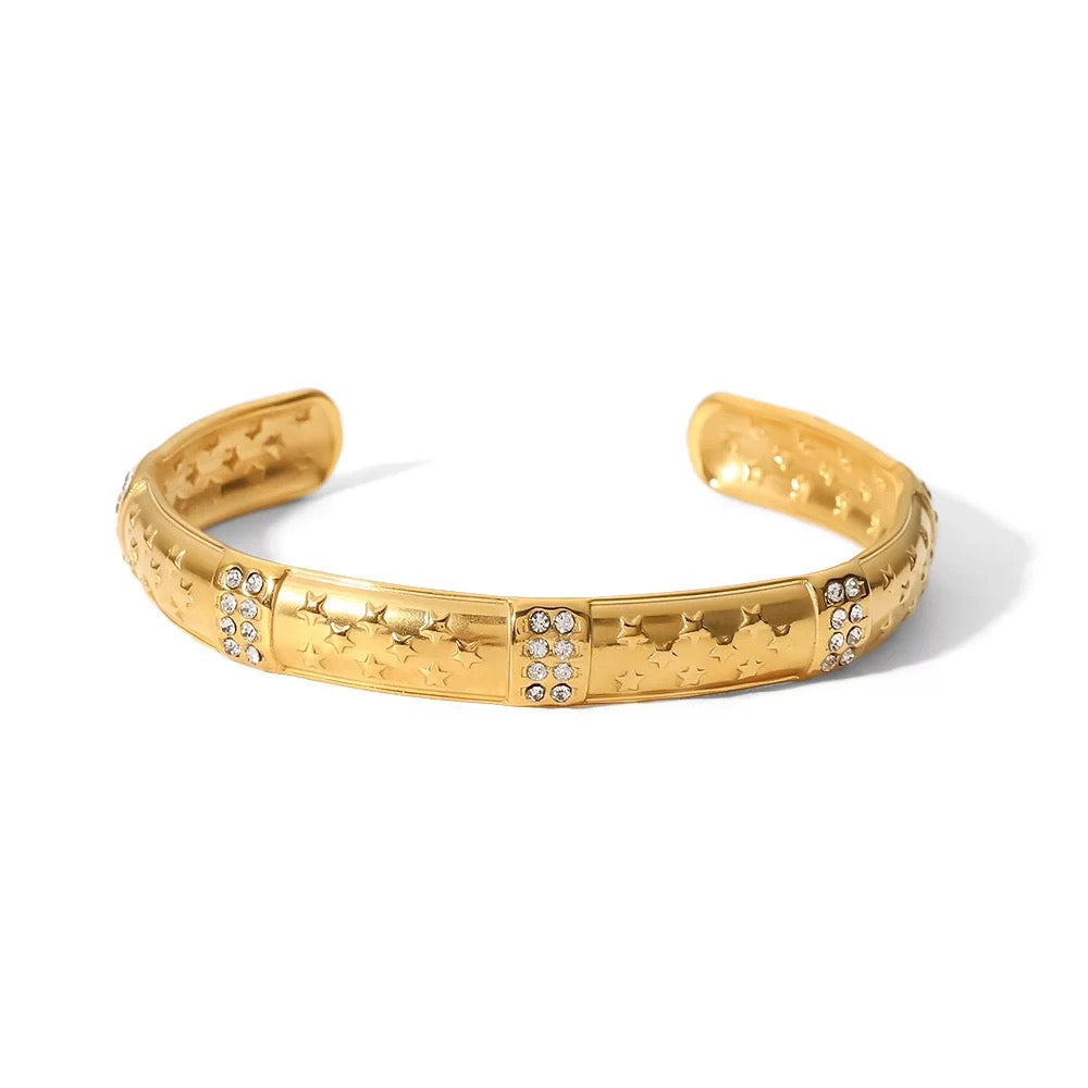 EMBOSSD STAR BRACELET