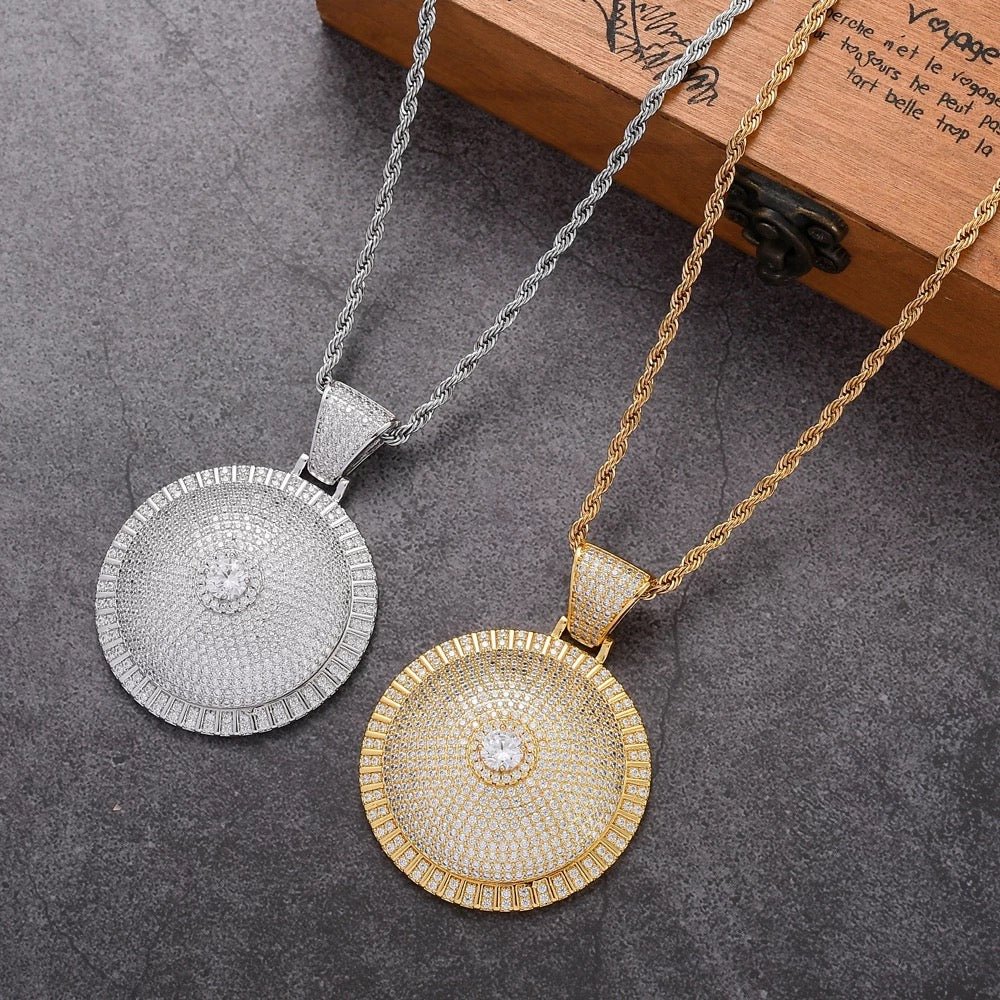 ICY ROTATION PENDANT NECKLACE