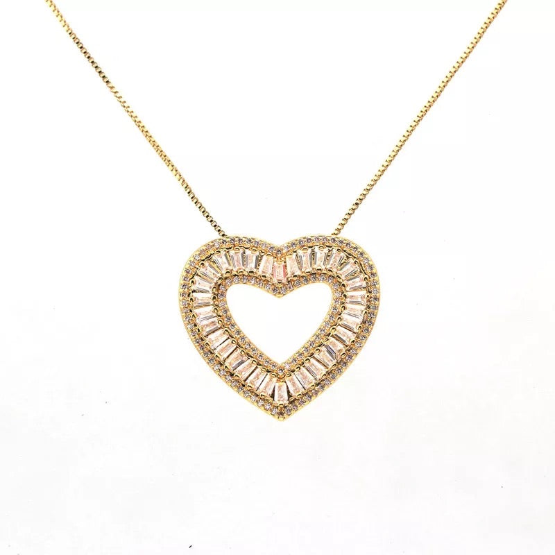 AZRA DIAMOND HEART NECKLACE