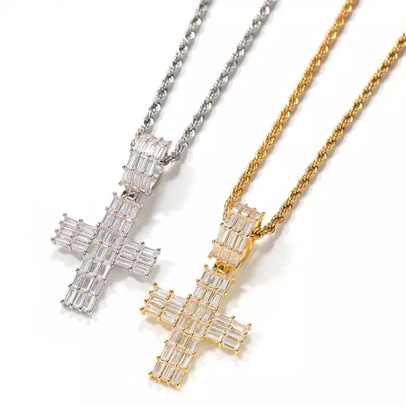 MINI DELUXE CROSS NECKLACE